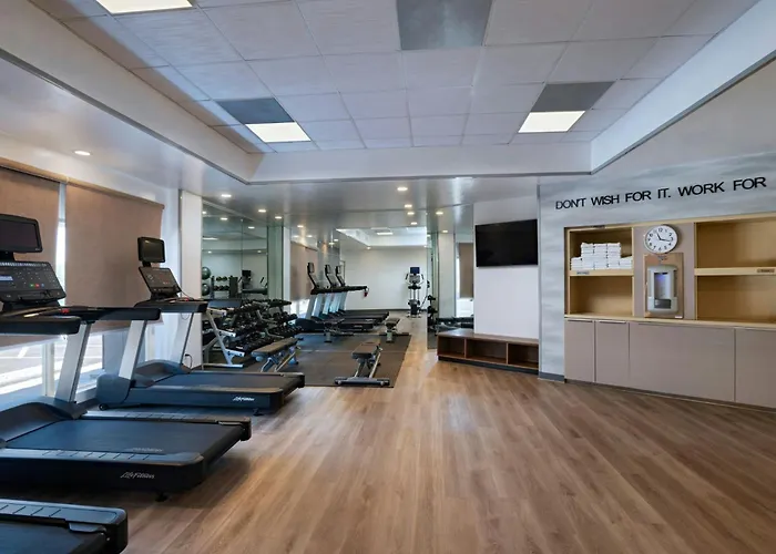 Hotel Fairfield By Marriott & West Chandler 3*