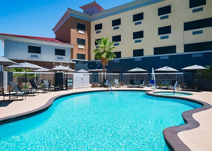 Hotel Fairfield By Marriott & West Chandler