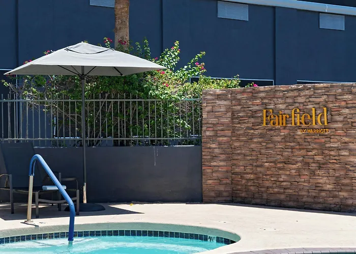 Hotel Fairfield By Marriott & West Chandler